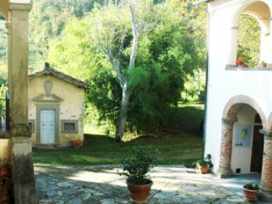 agriturismo-lepozze-corte-ingresso